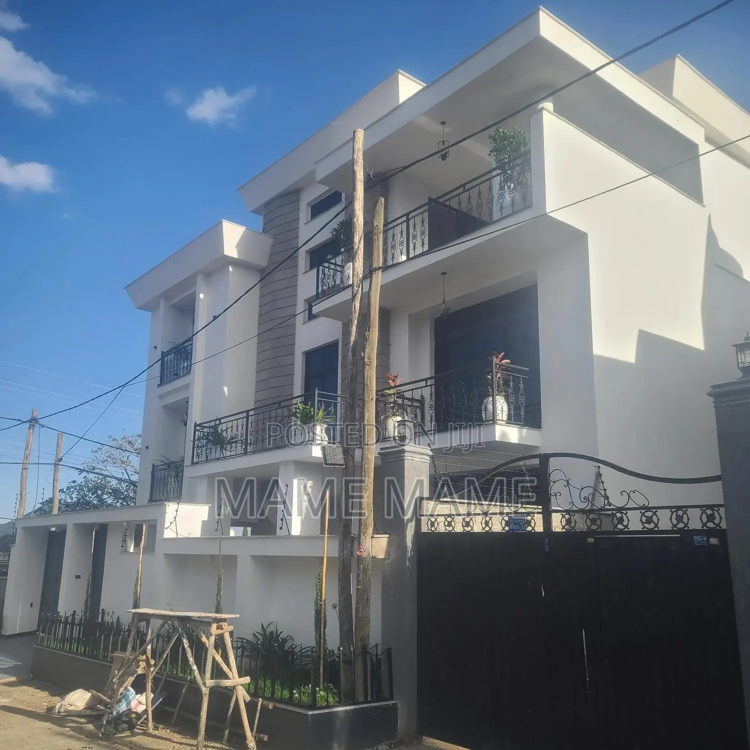 9bdrm House in Addis Abeba, Bole for sale