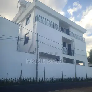 9bdrm House in Addis Abeba, Bole for sale