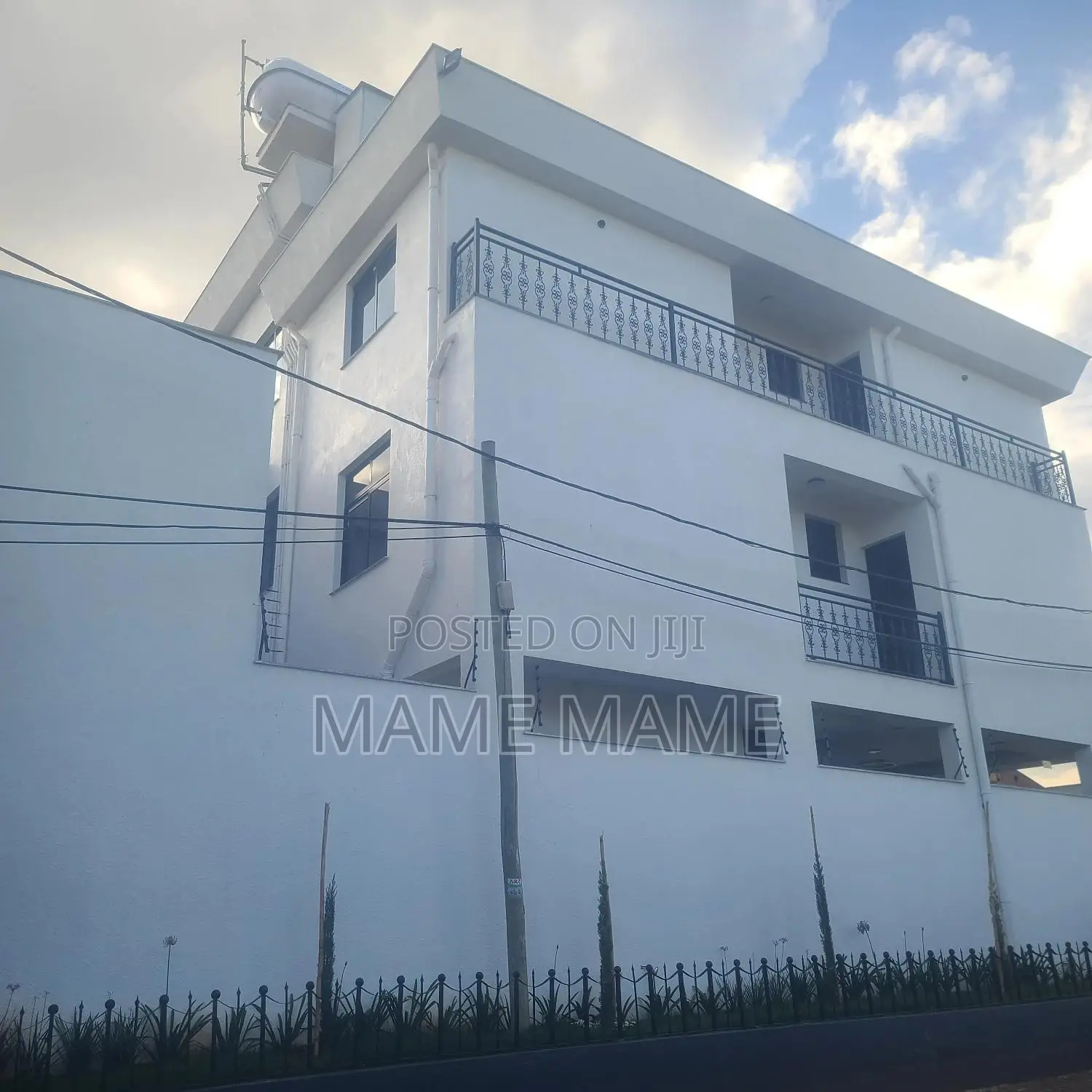 9bdrm House in Addis Abeba, Bole for sale