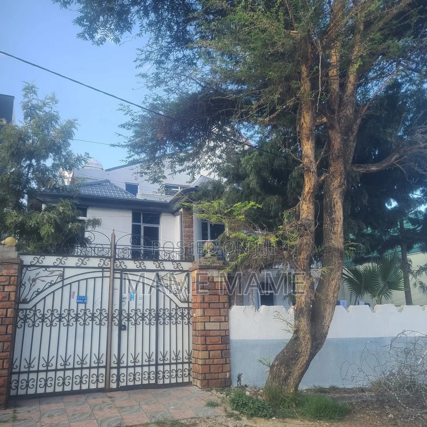 6bdrm House in Addis Abeba, Bole for sale