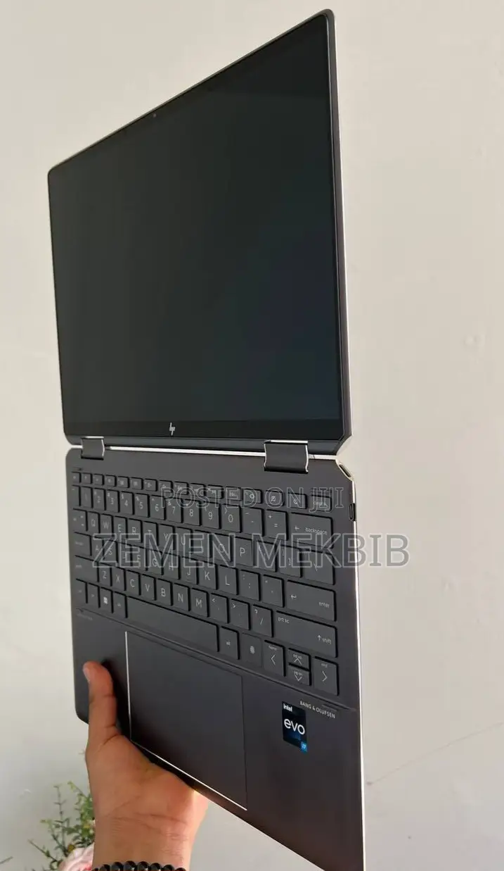 New Laptop HP Spectre X360 16GB Intel Core I7 SSD 512GB