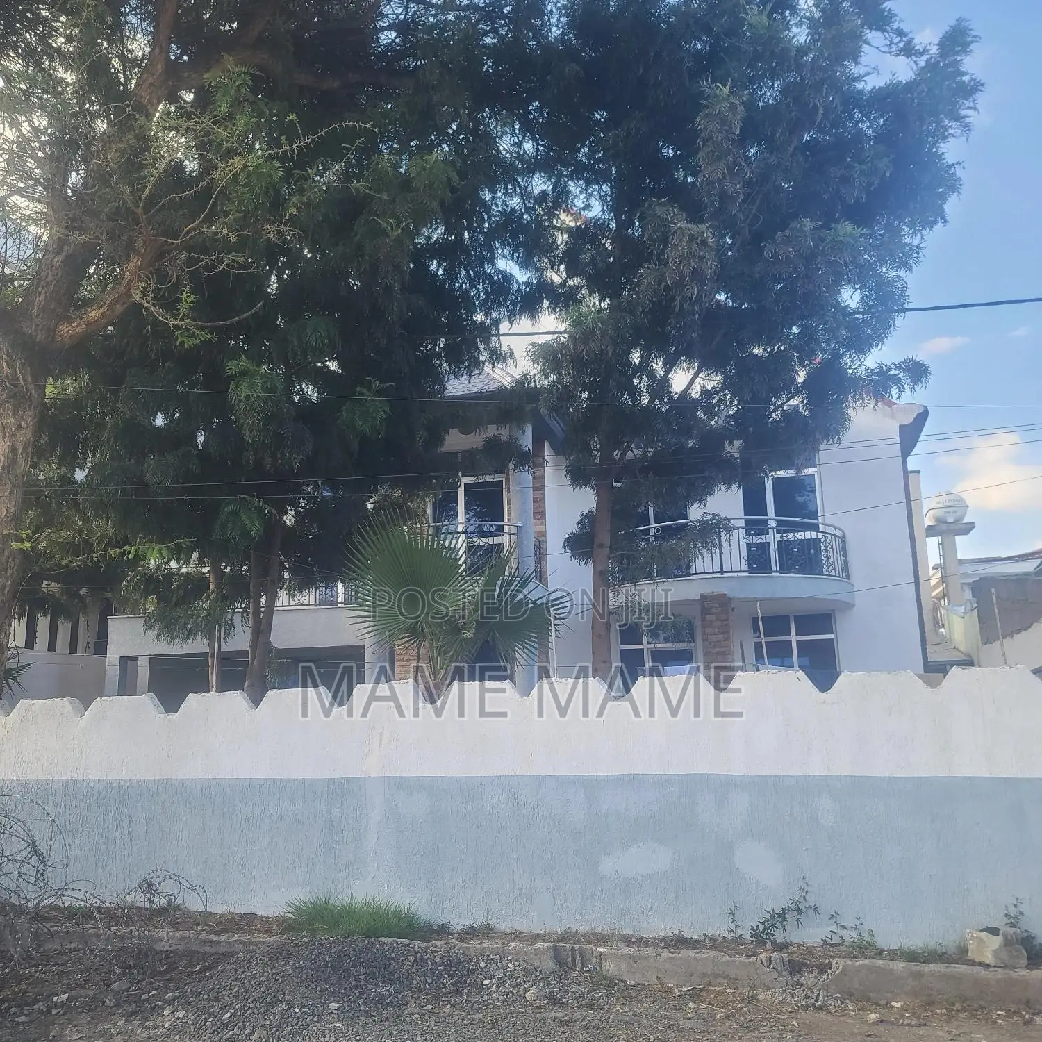 6bdrm House in Addis Abeba, Bole for sale