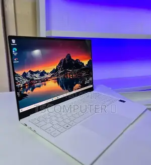 New Samsung Galaxy Book3 Pro 360 16" 16GB Intel Core I7 SSD 512GB