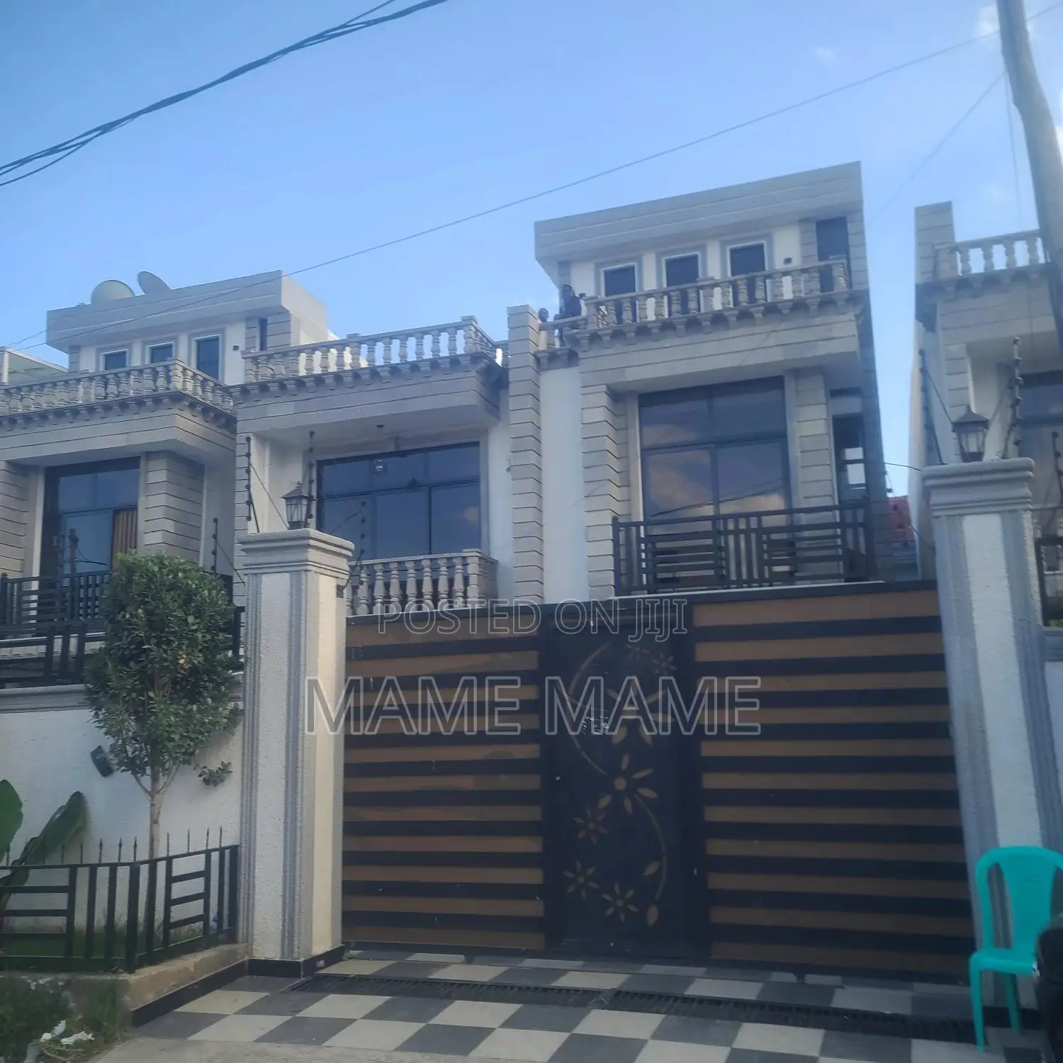 7bdrm House in Addis Abeba, Bole for sale