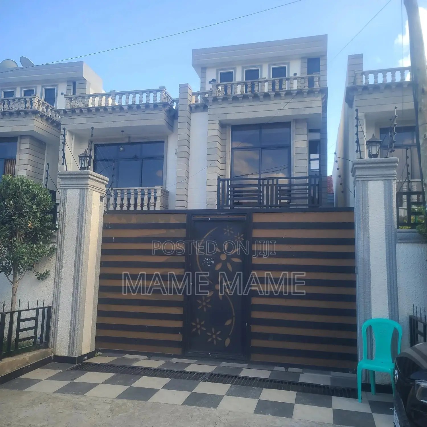 7bdrm House in Addis Abeba, Bole for sale