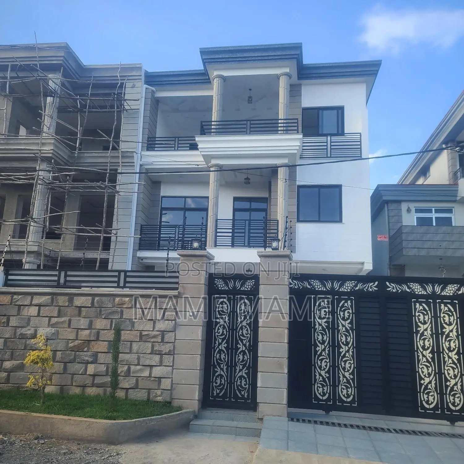 7bdrm House in Addis Abeba, Bole for sale