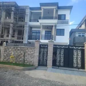7bdrm House in Addis Abeba, Bole for sale