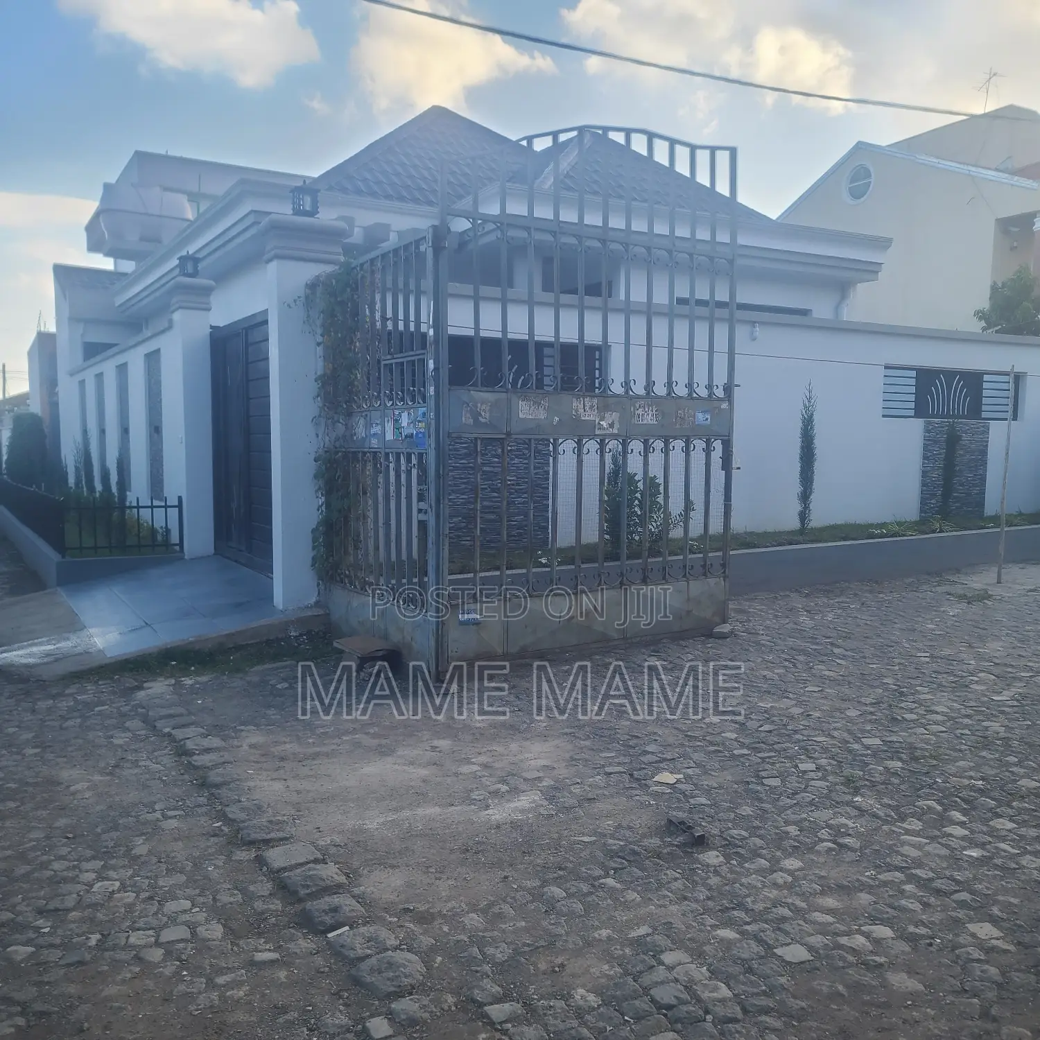 4bdrm Villa in Addis Abeba, Bole for sale
