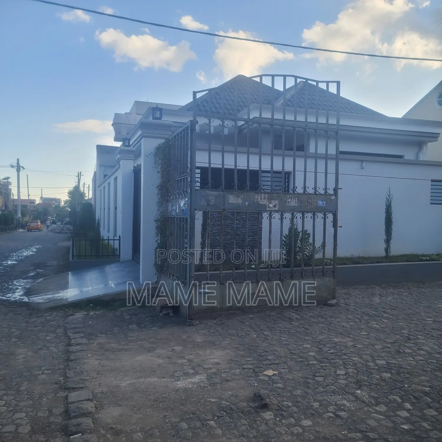 4bdrm Villa in Addis Abeba, Bole for sale