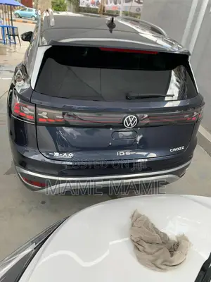 Photo - New Volkswagen ID.6 2023 Blue