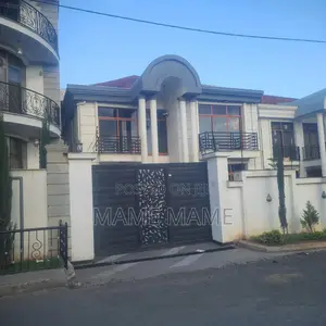 7bdrm House in Addis Abeba, Bole for sale