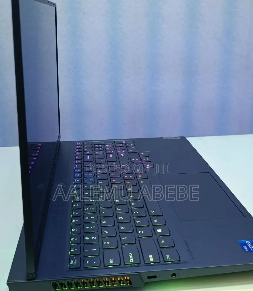 New Laptop Lenovo Legion 5 16GB Intel Core I7 SSD 2T