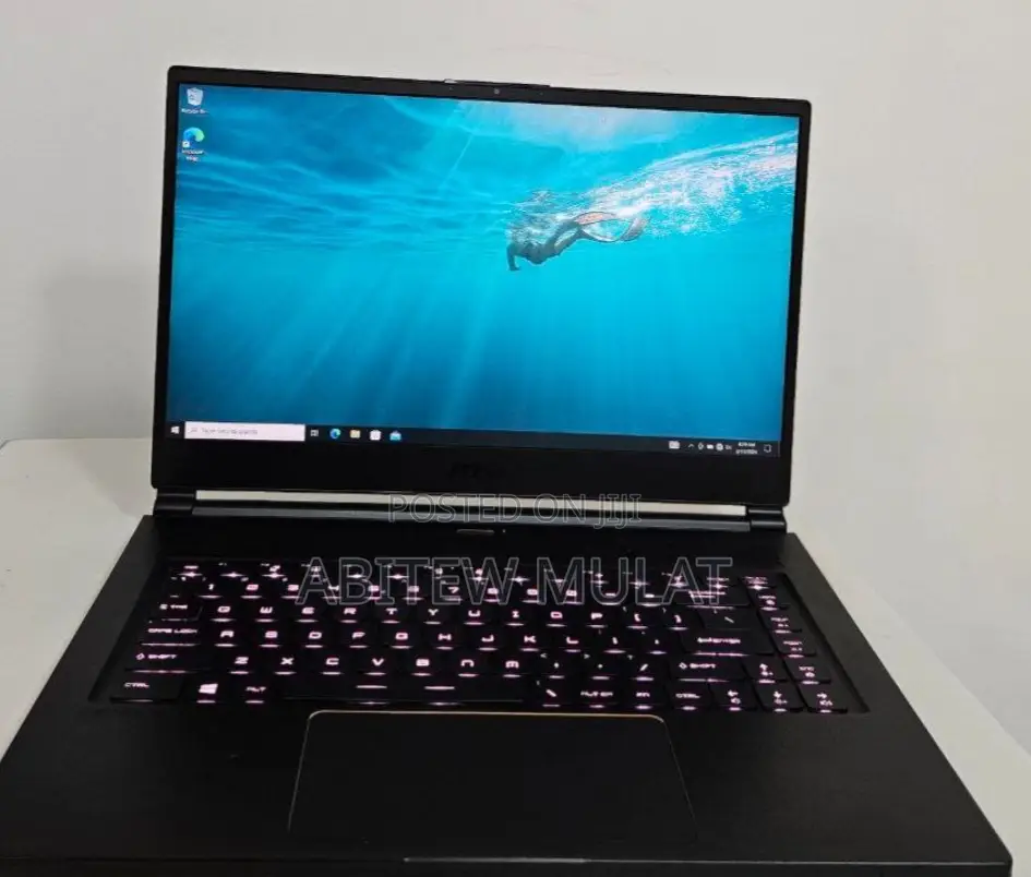 New Laptop MSI GS65 Stealth Thin 8RE 32GB Intel Core I7 SSD 512GB