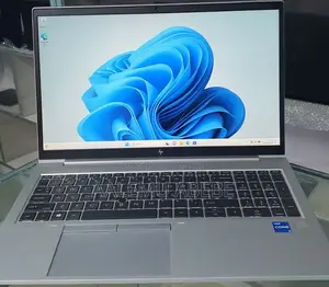 New Laptop HP EliteBook 850 G8 16GB Intel Core I5 SSD 512GB