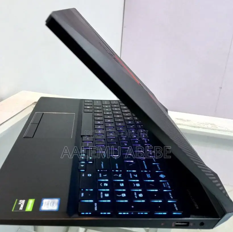 New Laptop HP Omen 15 16GB Intel Core I7 SSD 512GB