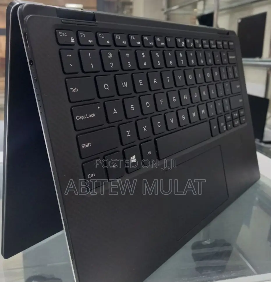 New Laptop Dell XPS 13 16GB Intel Core I7 SSD 512GB