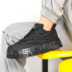 Photo - VERSACE Luxury Sneakers Master Quality