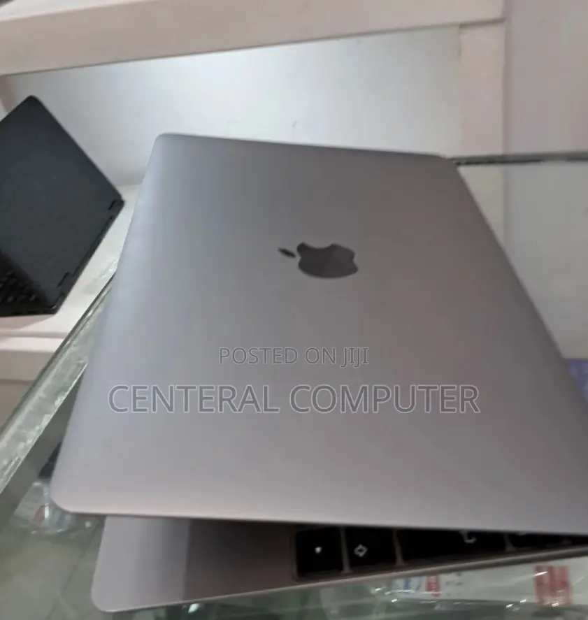 New Laptop Apple MacBook Air 2017 8GB Intel Core I7 SSD 512GB