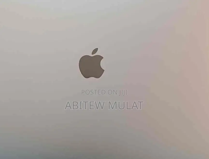 New Laptop Apple MacBook Pro 2018 16GB Intel Core i7 SSD 512GB