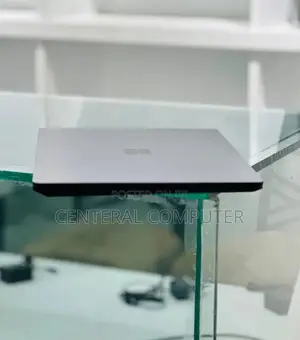New Laptop Microsoft Surface Laptop 2 16GB Intel Core i7 SSD 512GB
