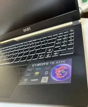 New MSI Creator 17 B11uh-416 16GB Intel Core I7 SSHD (Hybrid) 512GB