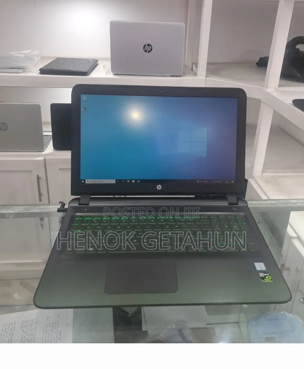 New Laptop HP Pavilion 15 8GB Intel Core I5 HDD+SSD 1T