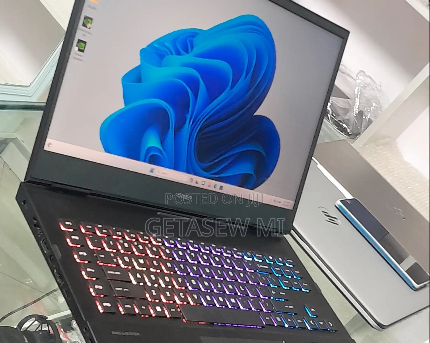 New Laptop HP Omen 15 8GB Intel Core I7 SSD 1T