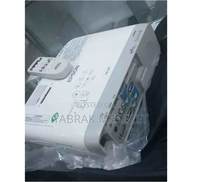 Brand New Epson Projectre Model Name.EB X-39