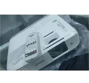 Brand New Epson Projectre Model Name.EB X-39