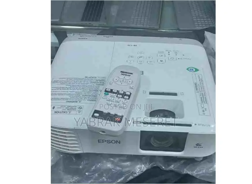 Brand New Epson Projectre Model Name.EB X-39
