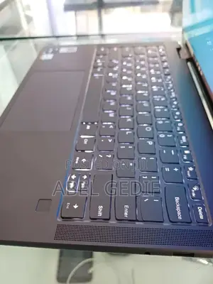 New Laptop Yoga 8GB Intel Core I5 SSD 512GB