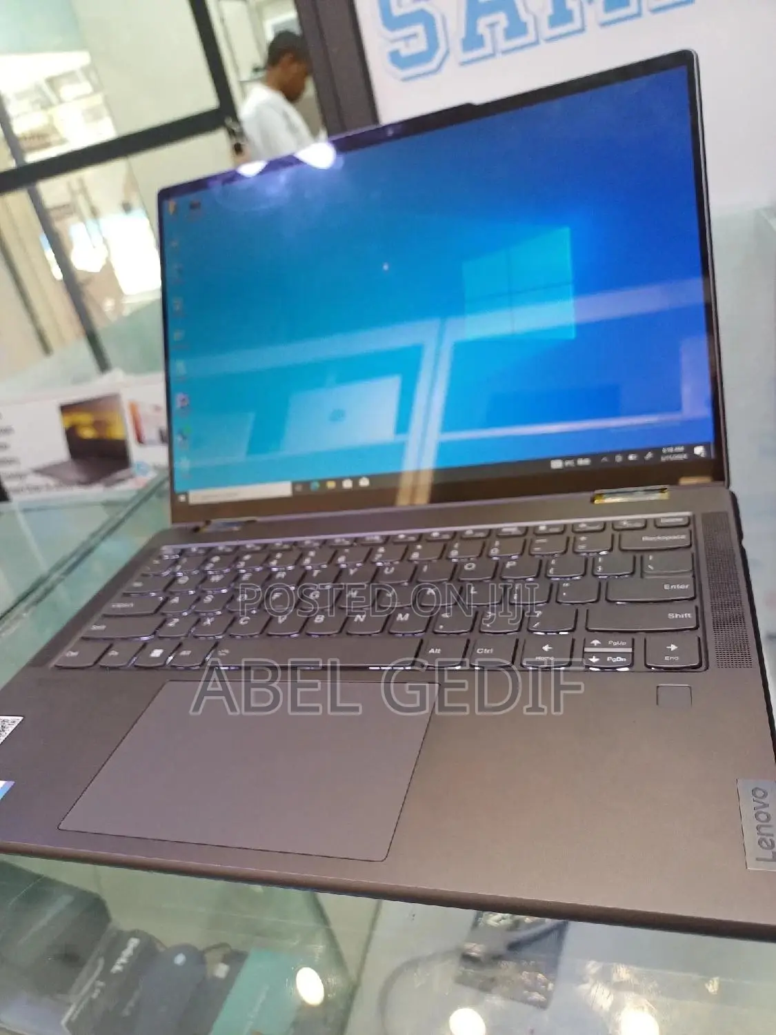 New Laptop Yoga 8GB Intel Core I5 SSD 512GB