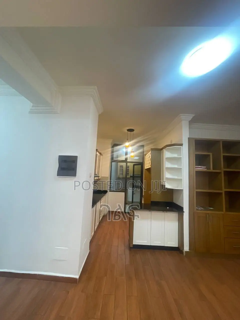 3bdrm Villa in ፈረንሳይ አካባቢ ቅንጡ ቪላ, Bole for sale