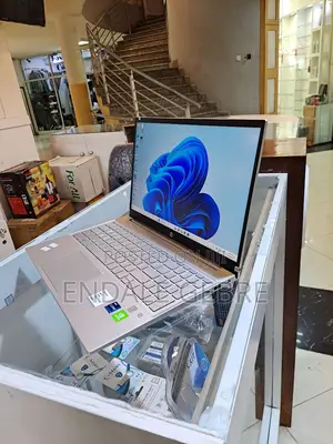 New Laptop HP Pavilion 15 16GB Intel Core I7 SSD 512GB