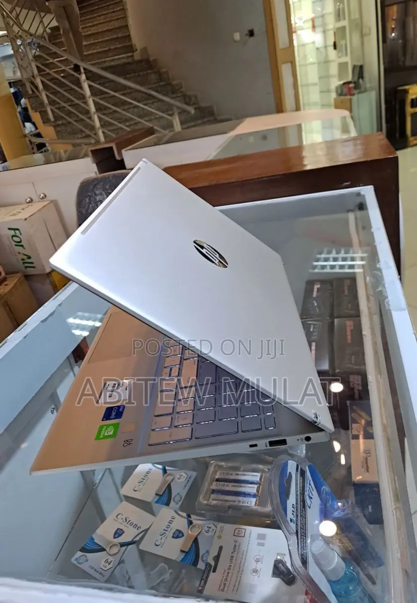 New Laptop HP Pavilion 15 16GB Intel Core I7 SSD 512GB