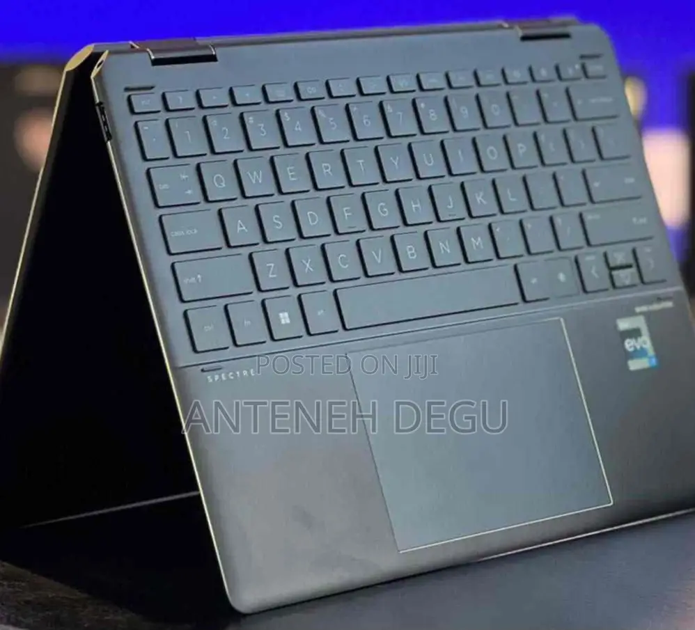 New Laptop HP Spectre X360 13 16GB Intel Core I7 SSD 512GB