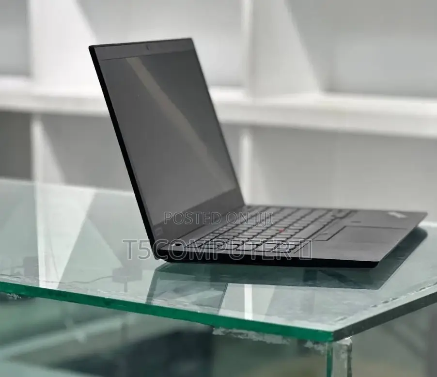 New Laptop Lenovo 16GB AMD Ryzen 7 SSD 512GB