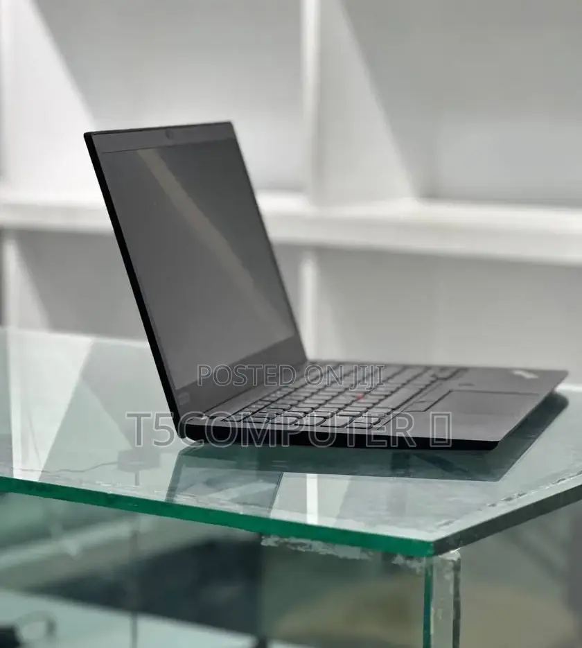 New Laptop Lenovo 16GB AMD Ryzen 7 SSD 512GB