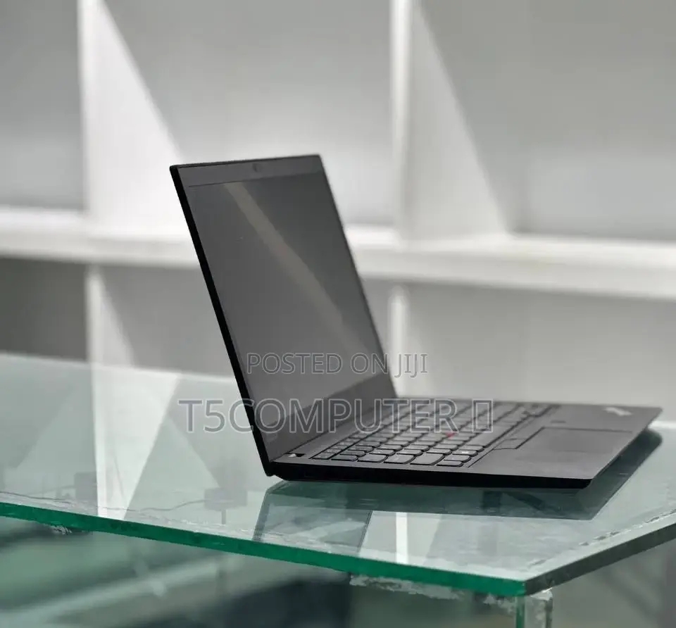 New Laptop Lenovo 16GB AMD Ryzen 7 SSD 512GB
