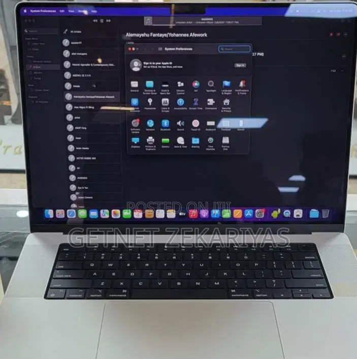 New Laptop Apple MacBook Pro 32GB Apple M1 Pro SSD 512GB