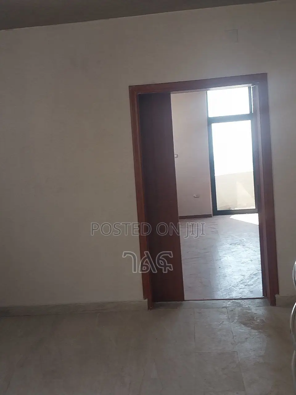 5bdrm House in Cmc ተራራ ላይ ሁሉም ከተማዋን, Bole for sale