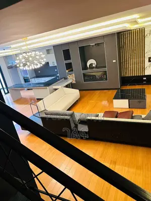 7bdrm House in አምቼ አካባቢ ቅንጡ የግል, Bole for sale