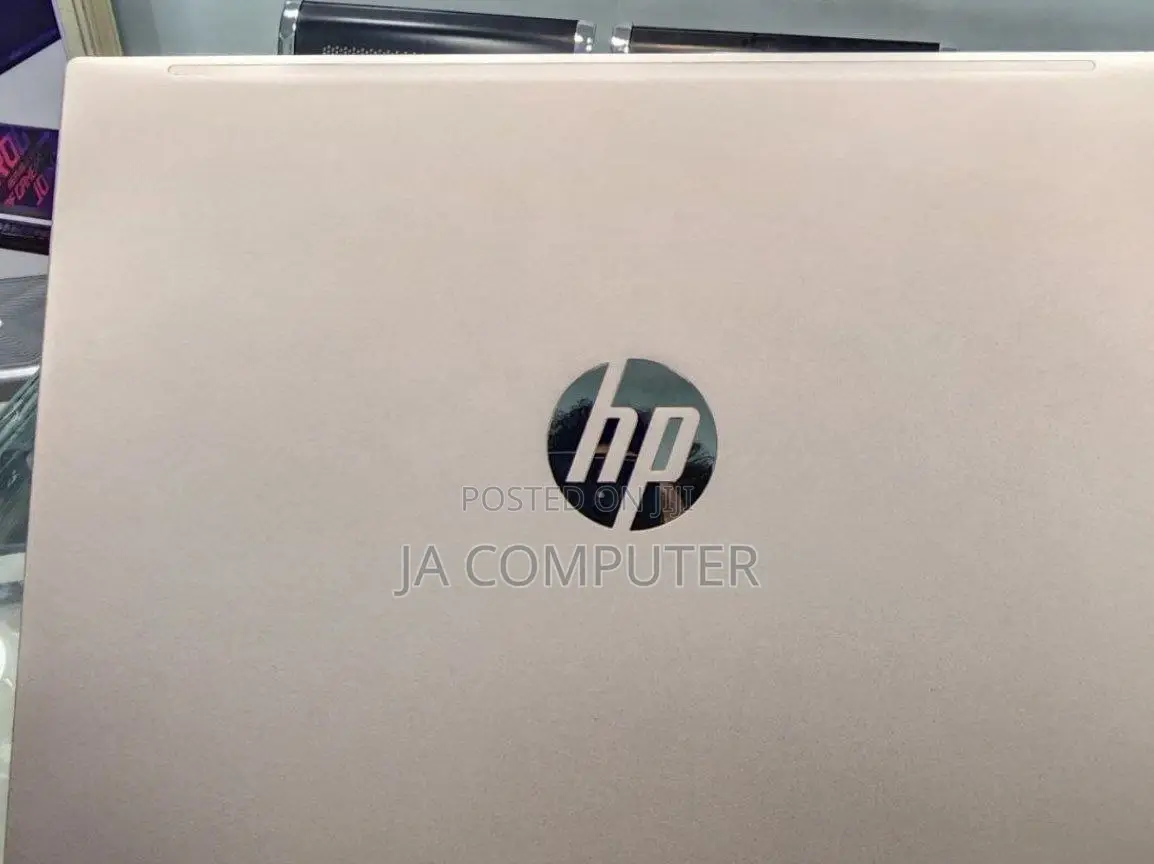 New Laptop HP Pavilion 15 8GB AMD Ryzen 5 SSD 512GB