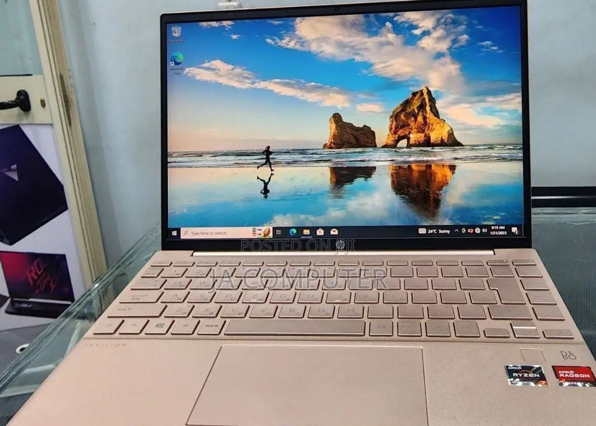 New Laptop HP Pavilion 15 8GB AMD Ryzen 5 SSD 512GB