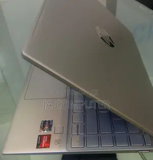 New Laptop HP Pavilion 15 8GB AMD Ryzen 5 SSD 512GB