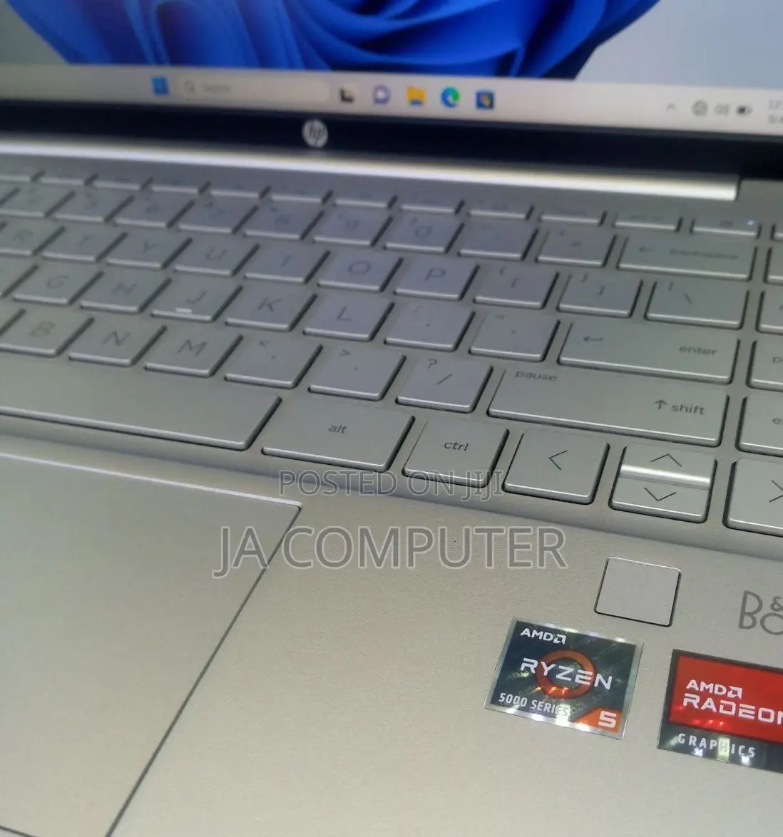 New Laptop HP Pavilion 15 8GB AMD Ryzen 5 SSD 512GB