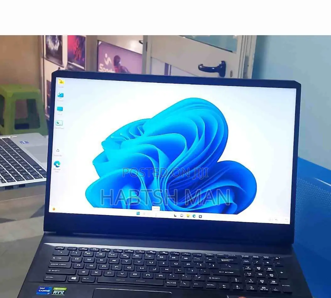 New Laptop MSI GP75 Leopard 16GB Intel Core i7 SSD 1T