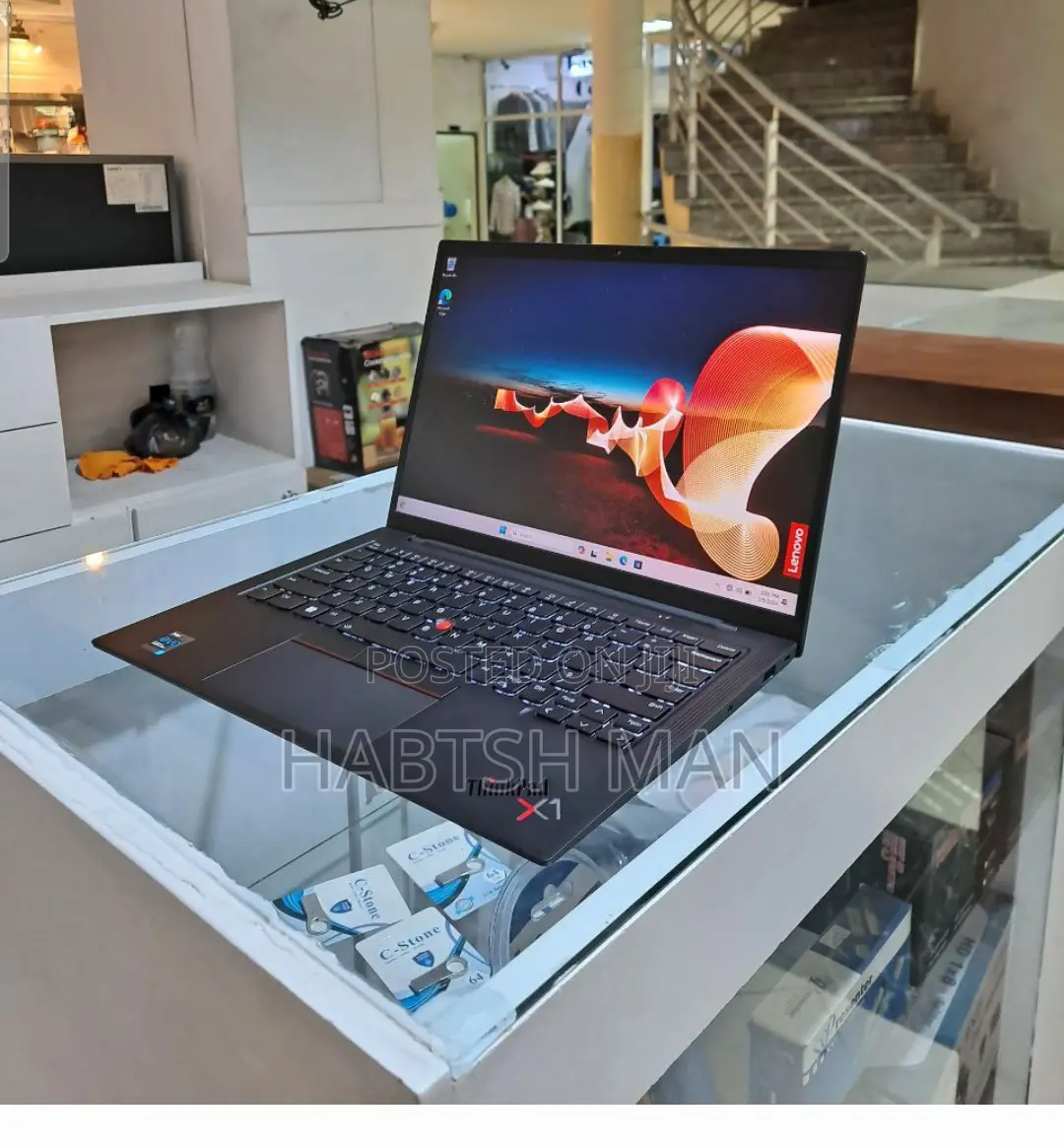 New Laptop Lenovo ThinkPad X1 Carbon 16GB Intel Core i7 SSD 512GB