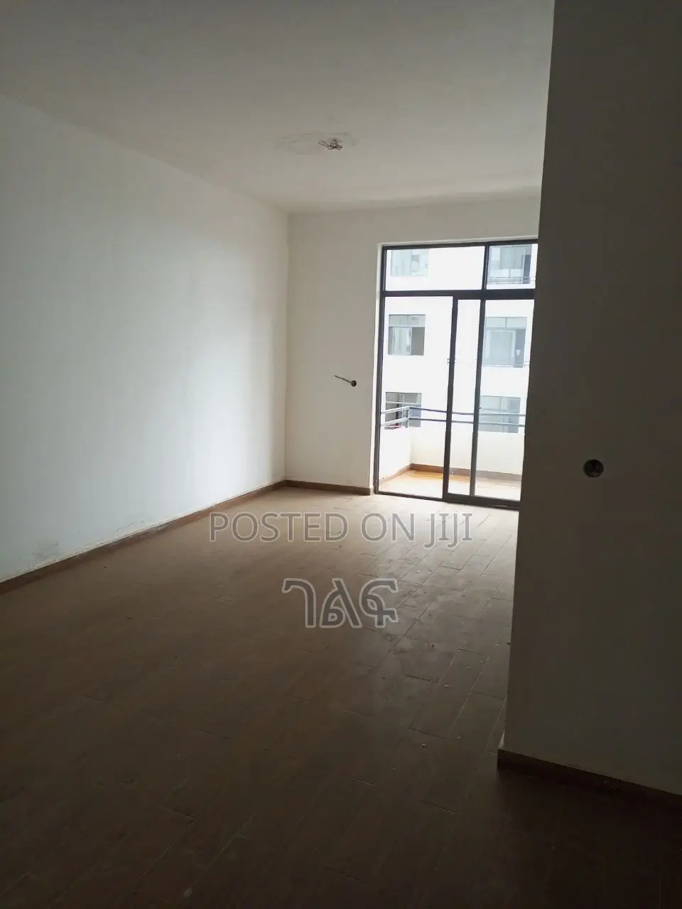 2bdrm Apartment in አያት አምባሳደር#አስቸኳይ_ሽያጭ, Yeka for sale