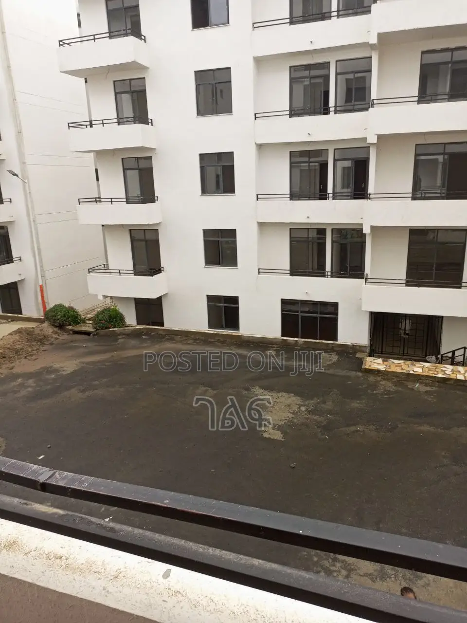 2bdrm Apartment in አያት አምባሳደር#አስቸኳይ_ሽያጭ, Yeka for sale